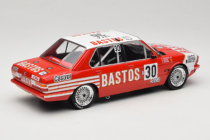 BMW 528i E28 #30 D. Quester / A. Hahne / E. Joosen 24 Hours of Spa Winner 1982 IXO 1:18 18RMC182A Diecast — photo 2 of 6