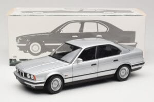 BMW 535i E34 Silver Minichamps 1:18 100024005 Diecast — photo 8 of 8