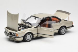 BMW 635 CSi E24 Bronzit Beige Metallic AUTOart 1:18 70523 Diecast — photo 2 of 8