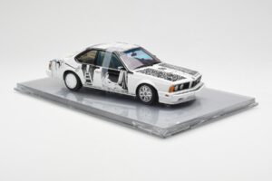 BMW 635 CSi E24 Art Car Robert Rauschenberg AUTOart 1:18 80430150924 Diecast — photo 4 of 8