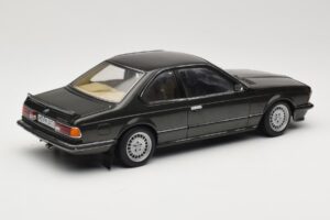 BMW 635 CSi E24 Malachit Green Metallic AUTOart 1:18 70522 Diecast — photo 3 of 8