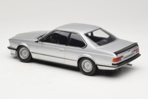 BMW 635 CSi E24 Silver Minichamps 1:18 155028107 Diecast — photo 5 of 6
