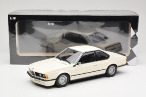 BMW 635 CSi E24 White Minichamps 1:18 155028102 Diecast — photo 6 of 6