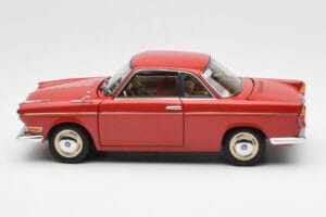 BMW 700 Sport Coupe Spanish Red AUTOart 1:18 70652 Diecast — photo 4 of 8