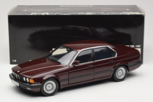 BMW 730i E32 Red Metallic Minichamps 1:18 100023001 Diecast — photo 8 of 8