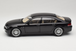BMW 760Li E66 Individual Black Kyosho 1:18 08573RB Diecast — photo 4 of 8