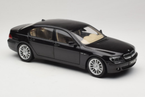 BMW 760Li E66 Individual Black Kyosho 1:18 08573RB Diecast — photo 6 of 8