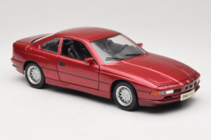 BMW 850i E31 Red Tchibo 1:18 36157 Diecast — photo 6 of 8