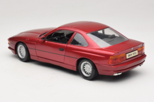 BMW 850i E31 Red Tchibo 1:18 36157 Diecast — photo 7 of 8
