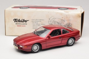 BMW 850i E31 Red Tchibo 1:18 36157 Diecast — photo 8 of 8