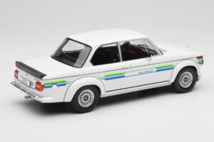 BMW Alpina 2002 E10 Turbo White MCG 1:18 MCG18409-R Diecast — photo 2 of 6