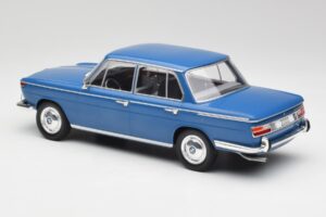 BMW 2000 Tilux E120 Caribe Blue MCG 1:18 MCG18291 Diecast — photo 5 of 6