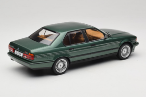 BMW Alpina B11 E32 3.5 Metallic Green MCG 1:18 MCG18233 Diecast — photo 2 of 6
