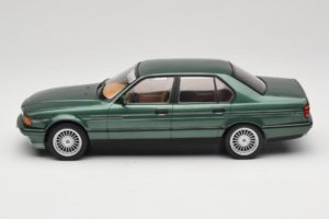 BMW Alpina B11 E32 3.5 Metallic Green MCG 1:18 MCG18233 Diecast — photo 3 of 6