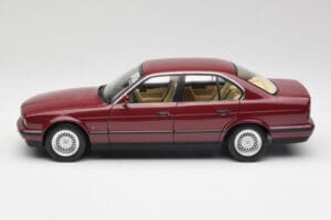 BMW 535i E34 Red Minichamps 1:18 100024002 Diecast — photo 4 of 8