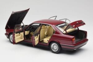 BMW 535i E34 Red Minichamps 1:18 100024002 Diecast — photo 5 of 8