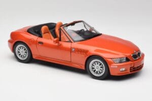 BMW Z3 E36 2.8 Phoenix Orange UT Models 1:18 20442 Diecast — photo 6 of 8