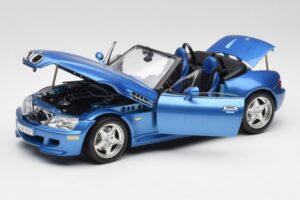 BMW Z3 E36 M Roadster Estoril Blue Bburago 1:18 3349-M1 Diecast — photo 2 of 8
