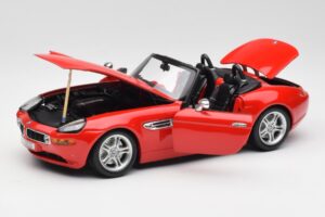 BMW Z8 E52 Roadster Bright Red Bburago 1:18 12032 Diecast — photo 2 of 8