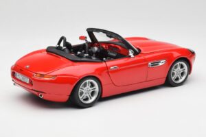 BMW Z8 E52 Roadster Bright Red Bburago 1:18 12032 Diecast — photo 3 of 8