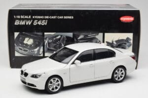 BMW E60 545i Alpine White Kyosho 1:18 08591W Diecast — photo 8 of 8