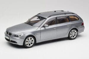 BMW 545i E61 Touring Light Grey Kyosho 1:18 80430308414 Diecast
