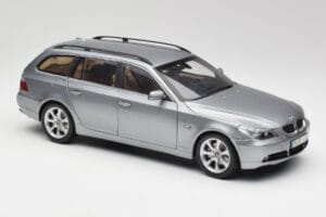 BMW 545i E61 Touring Light Grey Kyosho 1:18 80430308414 Diecast — photo 6 of 8