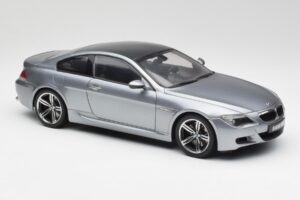 BMW M6 E63 Silver Grey Kyosho 1:18 08703GR Diecast — photo 6 of 8