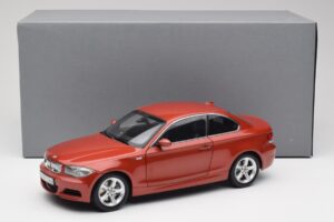 BMW 1 E82 Coupe Orange Kyosho 1:18 80430427064 Diecast — photo 8 of 8