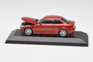 BMW 1M E82 Orange Minichamps 1:43 413020023 Diecast — photo 4 of 5
