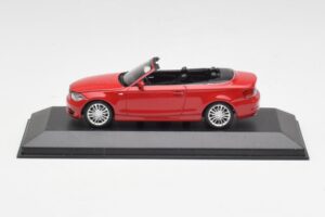 BMW 1 Series E88 Cabriolet Crimson Red Minichamps 1:43 431026230 Diecast
