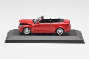 BMW 1 Series E88 Cabriolet Crimson Red Minichamps 1:43 431026230 Diecast — photo 5 of 5