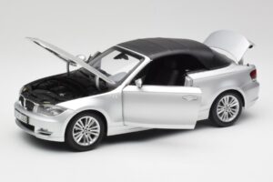 BMW 135i E88 Cabriolet Titan Silver Kyosho 1:18 80430427021 Diecast — photo 2 of 8