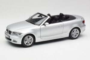 BMW 135i E88 Cabriolet Titan Silver Kyosho 1:18 80430427021 Diecast