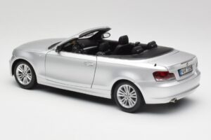BMW 135i E88 Cabriolet Titan Silver Kyosho 1:18 80430427021 Diecast — photo 7 of 8