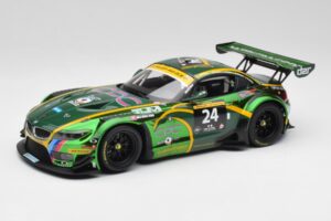 BMW Z4 E89 GT3 #24 Saudi Falcons K. Al Faisal / A. Binladen Dubai 24 Hours 2013 Minichamps 1:18 151132324 Diecast