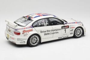 BMW E90 320si #1 A. Priaulx WTCC Champion 2006 Kyosho 1:18 80430429067 Diecast — photo 3 of 8