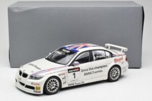 BMW E90 320si #1 A. Priaulx WTCC Champion 2006 Kyosho 1:18 80430429067 Diecast — photo 8 of 8