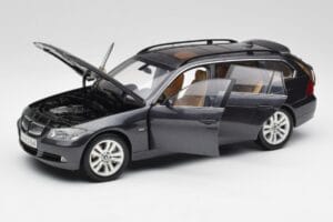 BMW 330i E91 Touring Dark Grey Kyosho 1:18 80430394360 Diecast — photo 2 of 8