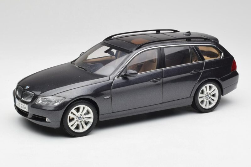BMW 330i E91 Touring Dark Grey Kyosho 1:18 80430394360 Diecast