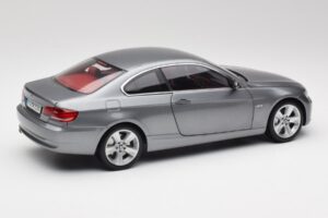 BMW 330i E92 Coupe Grey Metallic Kyosho 1:18 80430407220 Diecast — photo 3 of 8