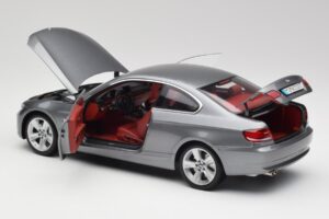BMW 330i E92 Coupe Grey Metallic Kyosho 1:18 80430407220 Diecast — photo 5 of 8