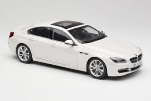 BMW 6 F06 Gran Coupe Mineral White Paragon 1:18 80432218741 Diecast — photo 6 of 8
