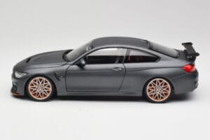 BMW M4 F82 GTS Frozen Grey Minichamps 1:18 80432411555 Diecast — photo 4 of 8