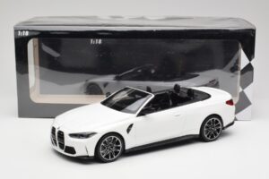 BMW M4 G82 Cabriolet Alpine White Minichamps 1:18 155021031 Diecast — photo 6 of 6