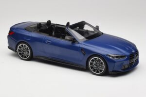 BMW M4 G82 Cabriolet Frozen Portimao Blue Minichamps 1:18 155021030 Diecast — photo 4 of 6