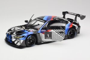 BMW M4 GT3 G82 #1 Test Version 2021 Minichamps 1:18 113222003 Diecast — photo 2 of 8