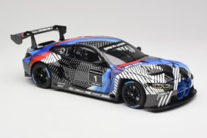 BMW M4 GT3 G82 #1 Test Version 2021 Minichamps 1:18 113222003 Diecast — photo 6 of 8