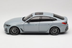 BMW i4 G26 Grey Metallic Minichamps 1:18 110023010 Diecast — photo 4 of 8