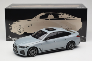 BMW i4 G26 Grey Metallic Minichamps 1:18 110023010 Diecast — photo 8 of 8